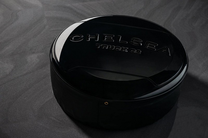 KAHN G63 AMG Chelsea Truck Company Hard Spare Wheel Cover for Mercedes G-Wagon (2018-Present) - Image 7