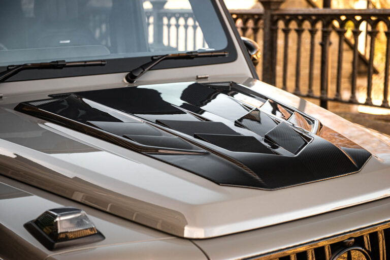 KAHN G63 AMG Exposed Carbon Bonnet for Mercedes G-Wagon (2018-Present)