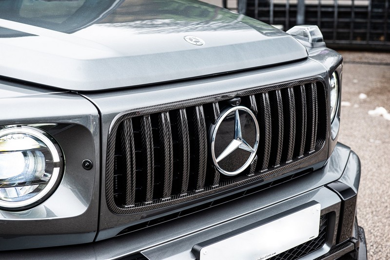 KAHN G63 AMG Exposed Carbon Grille for Mercedes G-Wagon (2018-Present) - Image 12