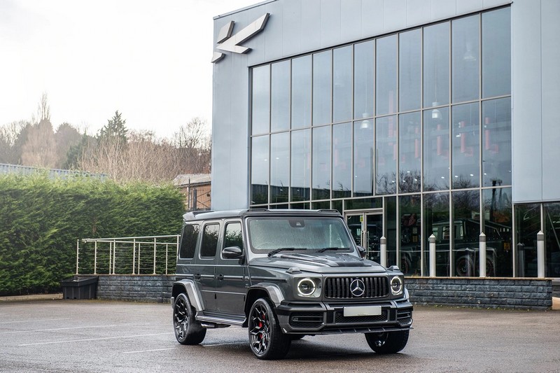 KAHN G63 AMG Exposed Carbon Grille for Mercedes G-Wagon (2018-Present) - Image 8