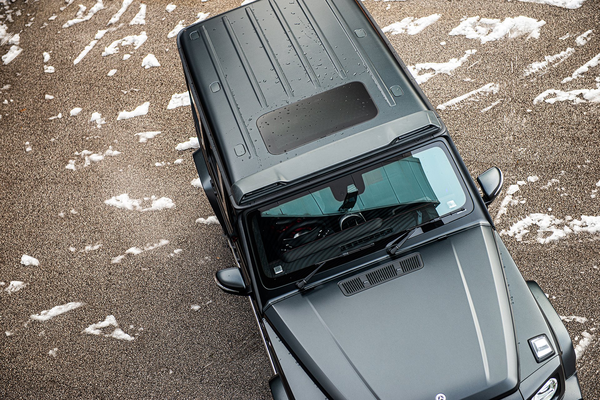 KAHN G63 AMG Front Roof Shield with LED Lights for Mercedes G-Wagon (2018-Present) - Image 9