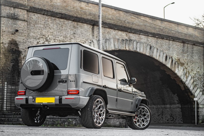 KAHN G63 AMG Hammer Edition - Exposed Carbon Body Kit for Mercedes G-Wagon (2018-Present) - Image 11
