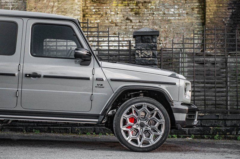 KAHN G63 AMG Hammer Edition - Exposed Carbon Body Kit for Mercedes G-Wagon (2018-Present) - Image 8