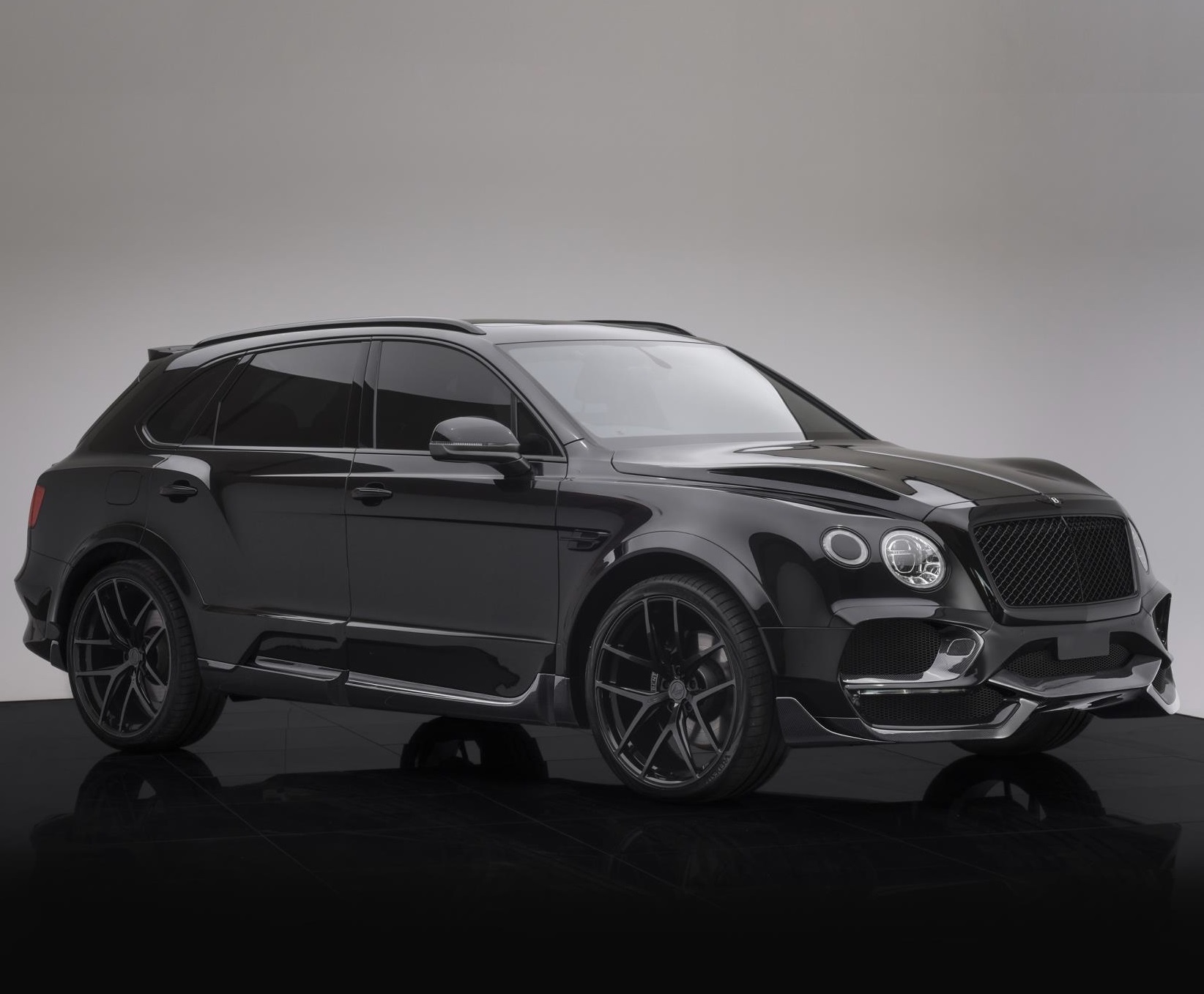 ONYX Aero Front Bumper Incl. Hex Mesh for 2017 Bentley GTX 4x4