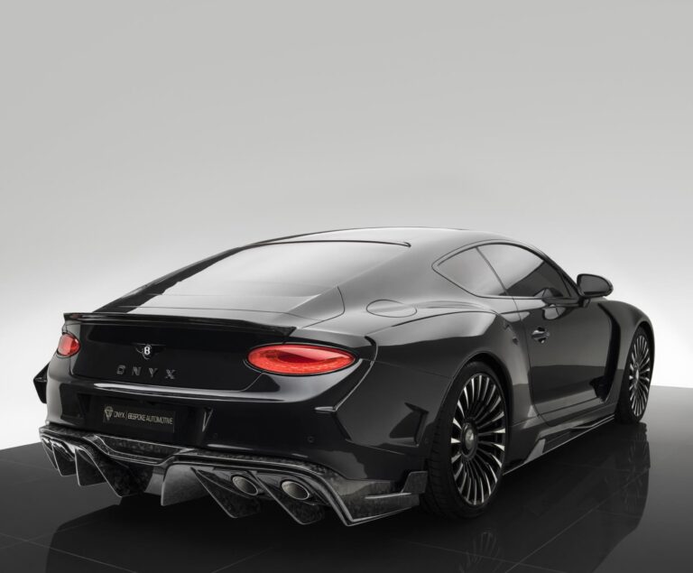 ONYX Carbon Rear 1/2 Panel Selection for 2020 GTX-3 Bentley Continental GT