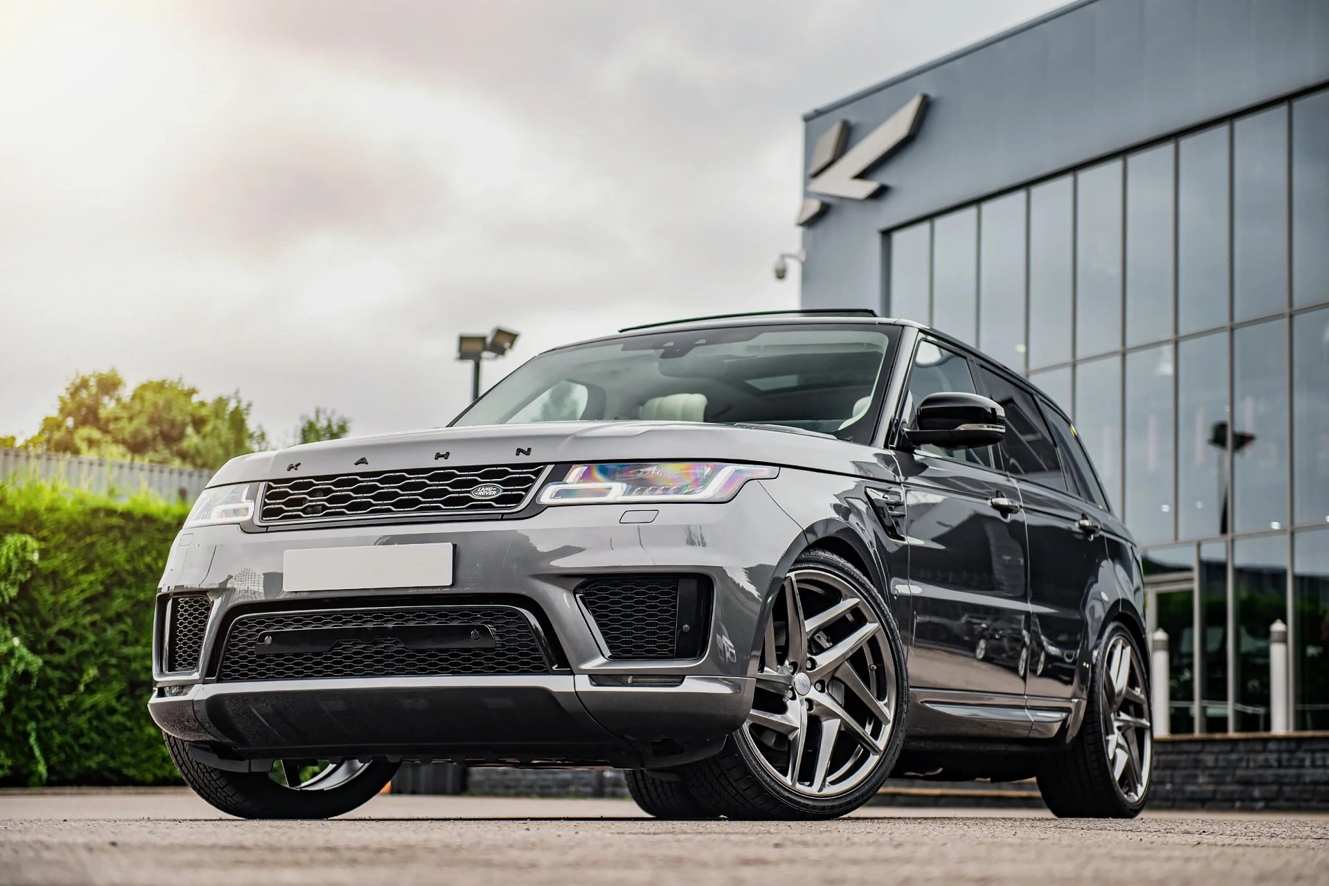 KAHN 22" Type 52 RS-Forged Alloy Wheels for Range Rover Sport (2013-2018) - Image 3
