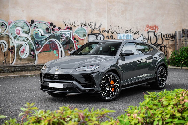 KAHN ABS Front Vent Winglets for Lamborghini Urus (2018-Present) - Image 13