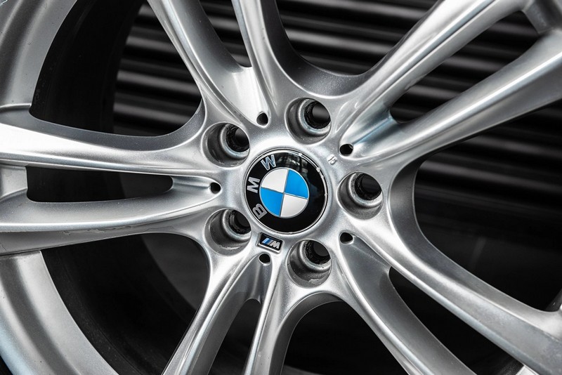 KAHN Alloy Wheels & Tires for BMW 7 Series (2008-2015) - Image 10