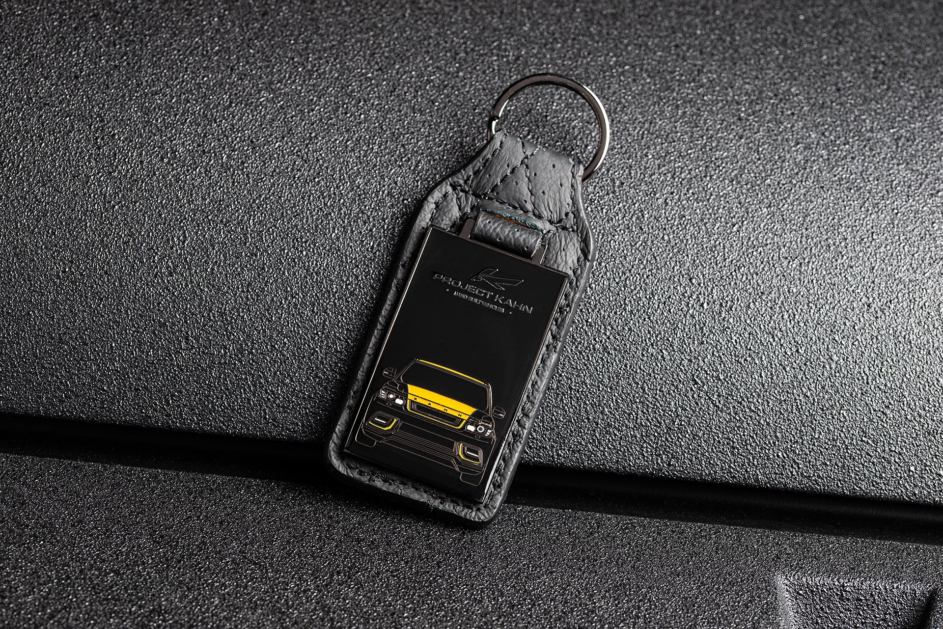 KAHN Enamel Key Ring for Range Rover Evoque - Image 2