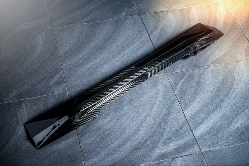 KAHN Exposed Carbon Body Kit for Bentley Bentayga (2016-2020) - Image 6