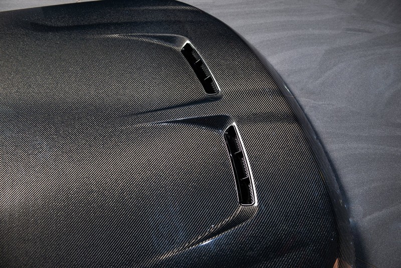 KAHN Exposed Carbon Bonnet for Range Rover Sport SVR (2015-2018) - Image 2
