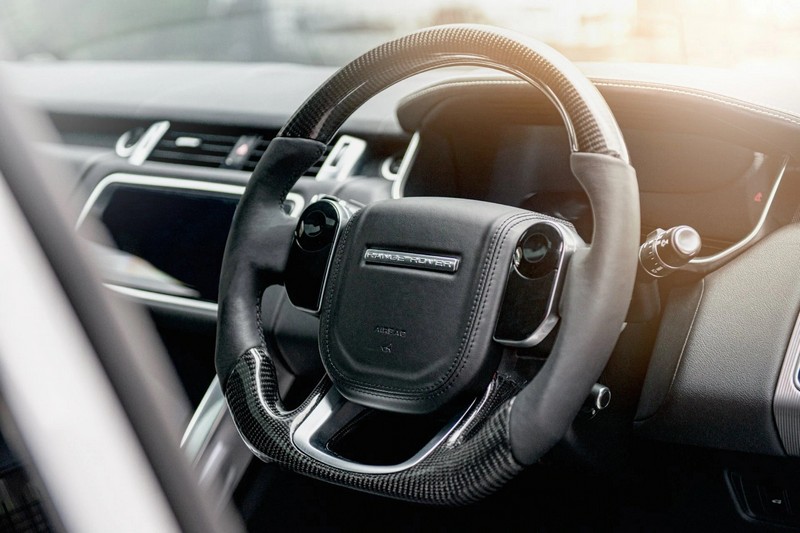 KAHN Exposed Carbon Steering Wheel for Range Rover Sport SVR (2015-2018) - Image 8