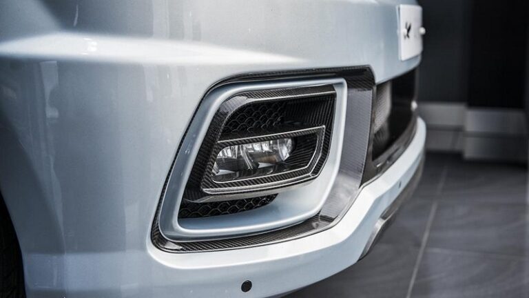 KAHN Le Front Foglight Carbon Overlay for Range Rover Sport (2013-2018)