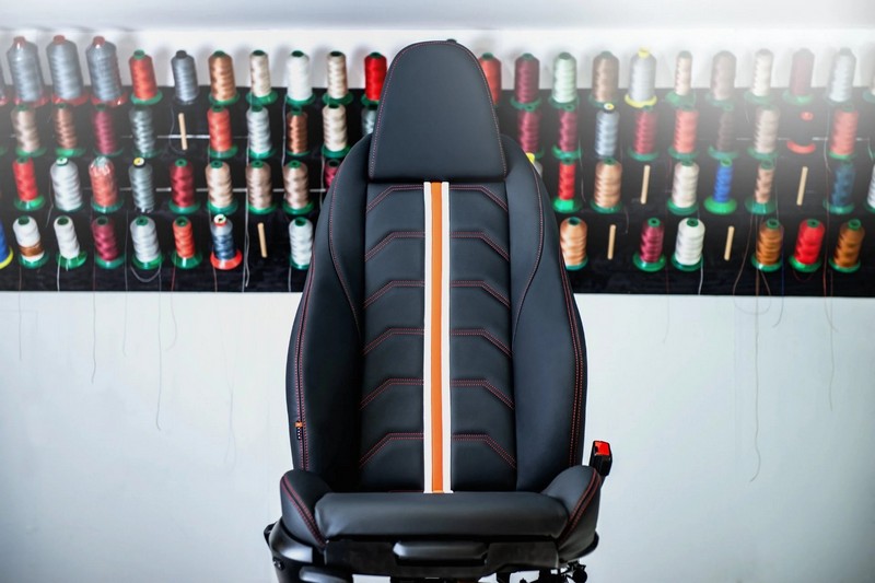 KAHN Leather Interior for BMW Z4 (2008-2017) - Image 4