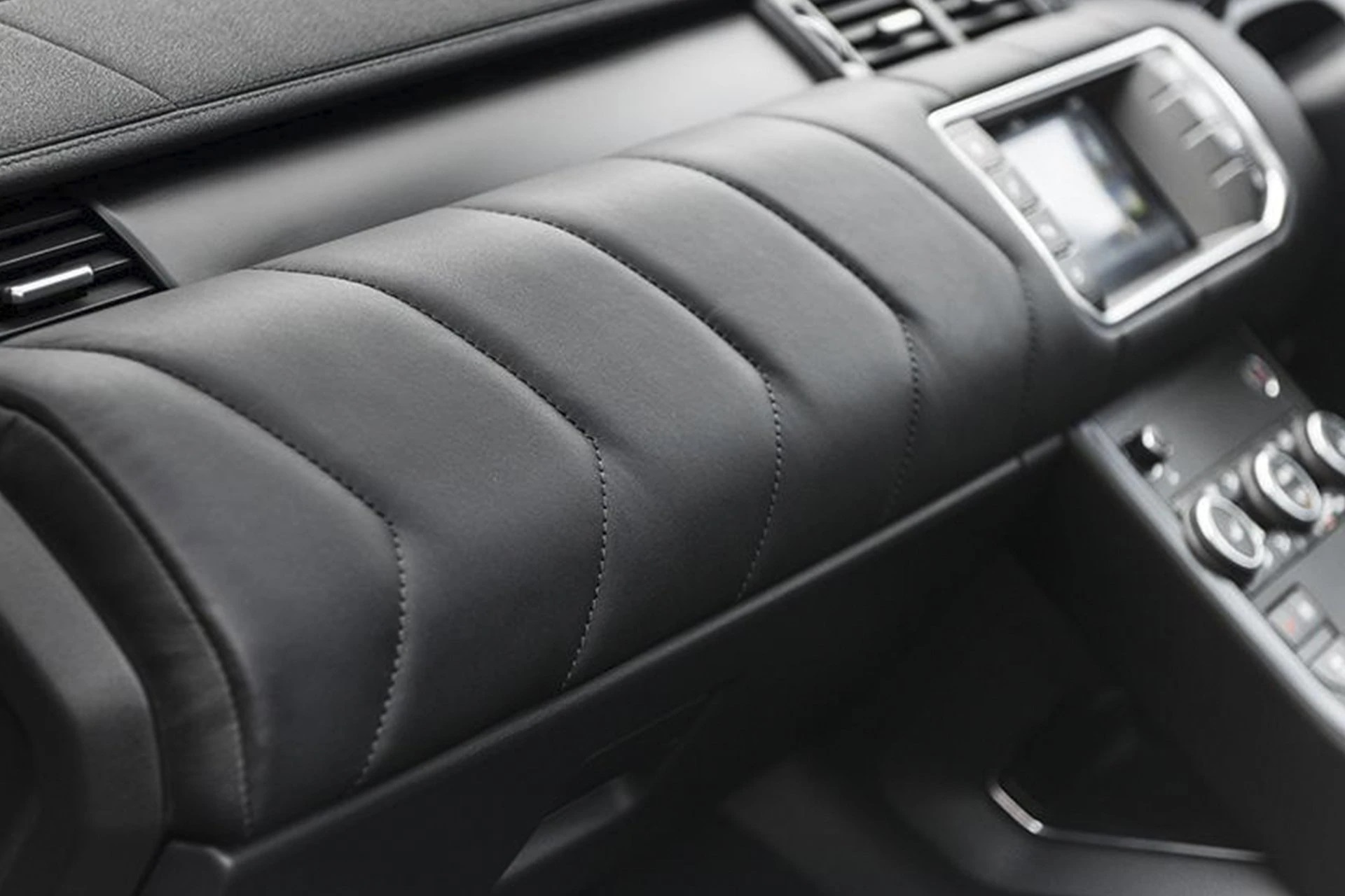 KAHN Leather Interior for Range Rover Evoque (2011-2018) - Image 11