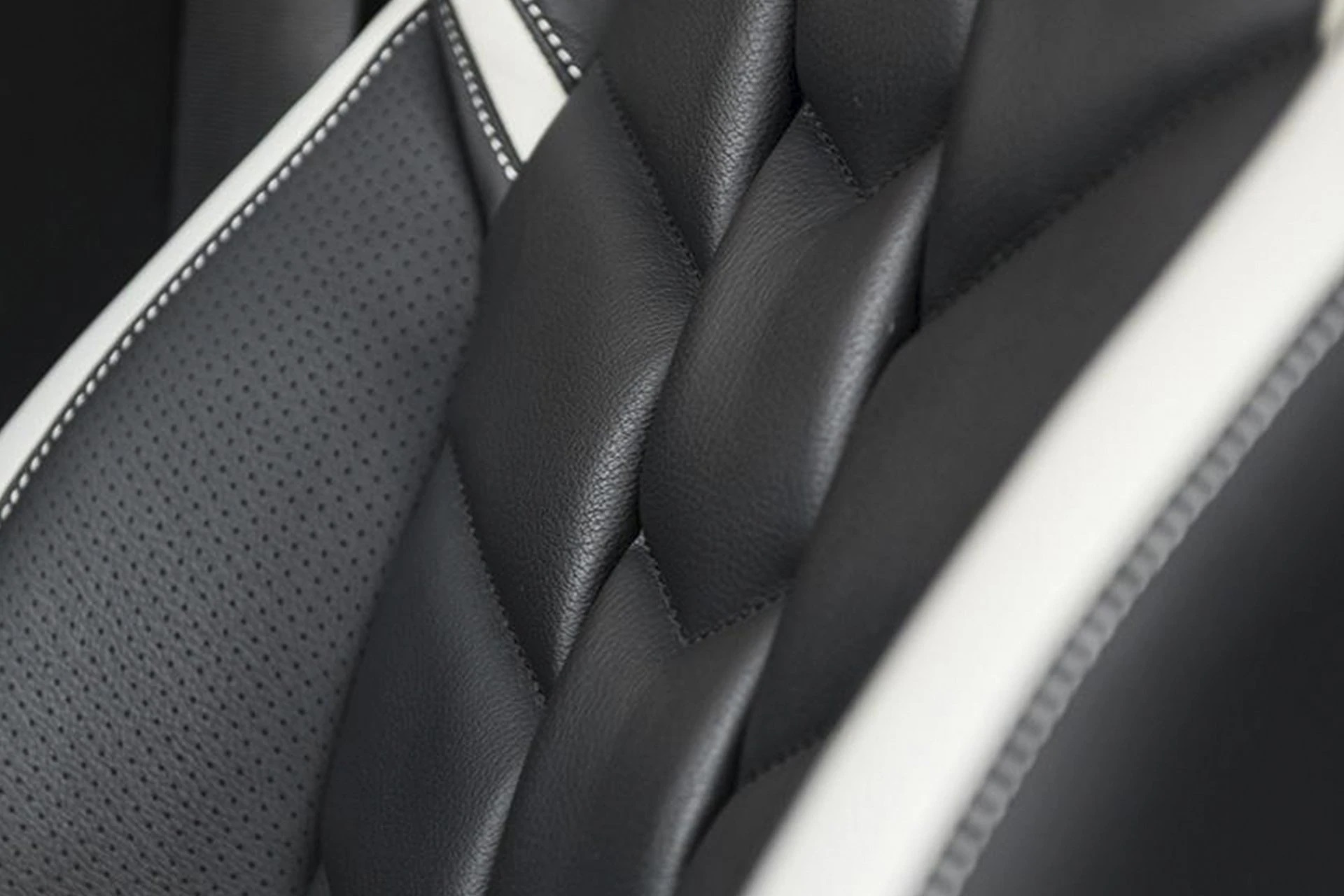 KAHN Leather Interior for Range Rover Evoque (2011-2018) - Image 5