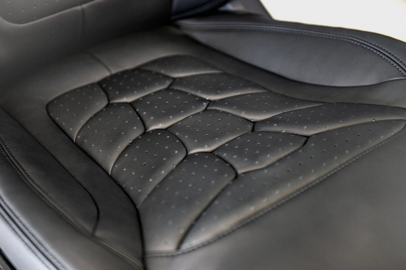 KAHN Leather Interior for Range Rover Sport SVR (2018-Present) - Image 9