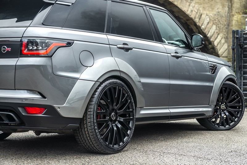 KAHN Pace Car Tailored Conversion for Range Rover Sport SVR (2018-Present) - Image 13