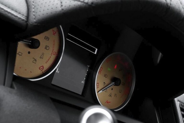 KAHN Speedo Dials (Gold) for Range Rover Sport (2005-2013)