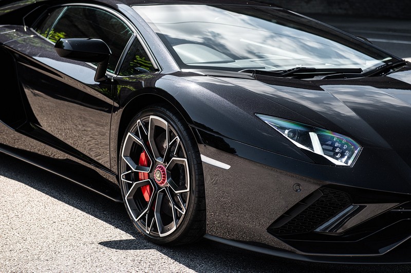 KAHN Type 53 Forged Light Alloy Wheels for Lamborghini Aventador - Image 8