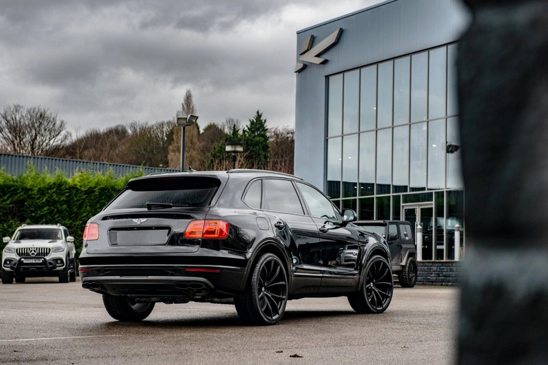 KAHN Type 54 Forged Light Alloy Wheels for Bentley Bentayga (2016-2020) - Image 7