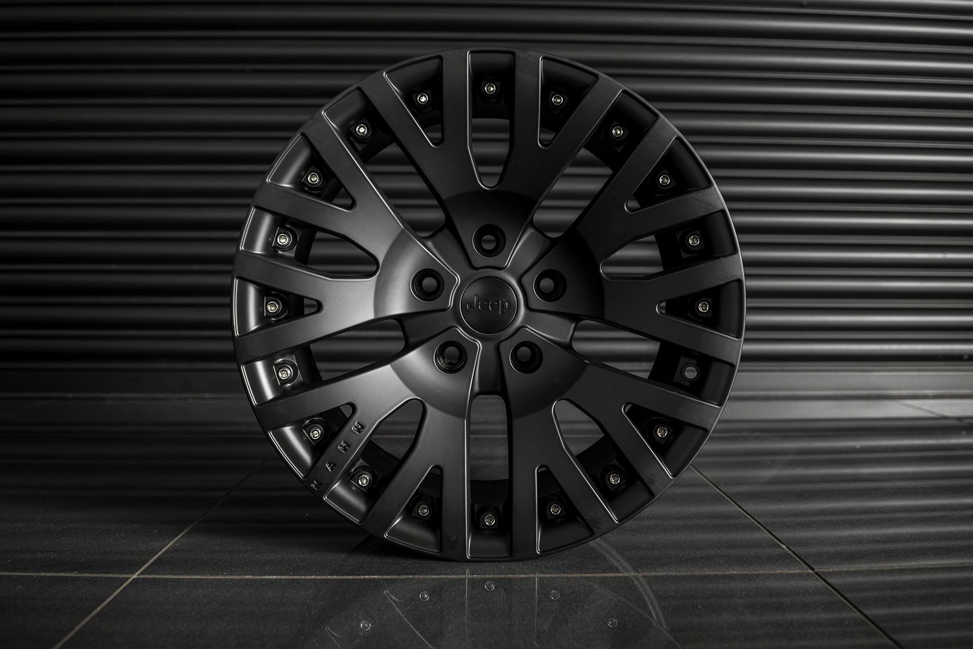KAHN Wide Arch 1941DC Light Alloy Wheels for Range Rover Evoque (2011-2018) - Image 7