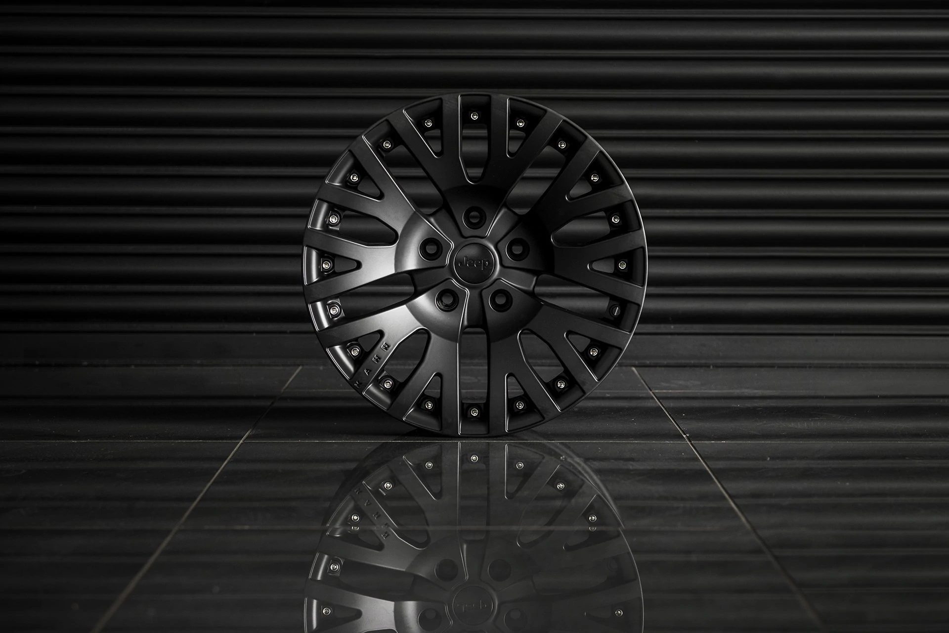 KAHN Wide Arch 1941DC Light Alloy Wheels for Range Rover Evoque (2011-2018) - Image 2