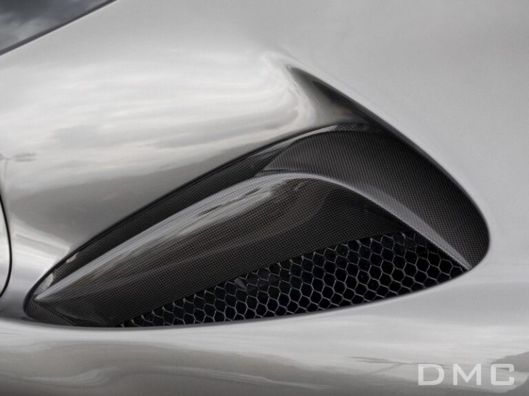 DMC Ferrari SF90 Stradale Forged Carbon Fiber Side Vents Grills fits the OEM Coupe & Spider & Assetto Fiorano