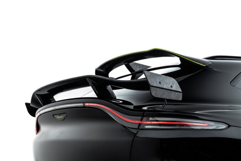 MANSORY Rear Spoiler for Aston Martin DBX