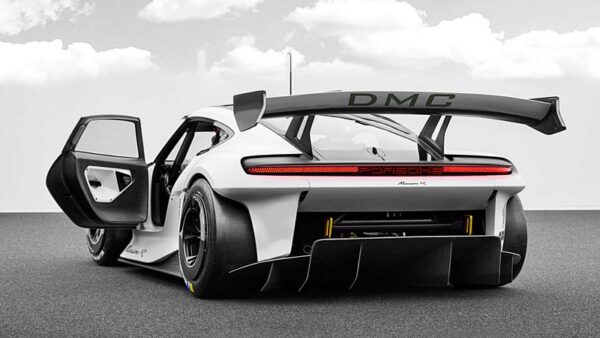 DMC Porsche 911-992 Mission R Rear Wing: Spoiler Replacement for the OEM 992 GT3 made from Forged Carbon Fiber for FIA Cup Car Certification