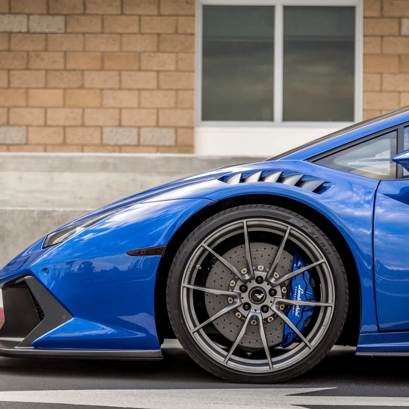 VORSTEINER Aero Front Fenders w/Integrated Vents and Splash Shields (2x2 Gloss Carbon) for Lamborghini Huracan Novara Edizione - Image 9