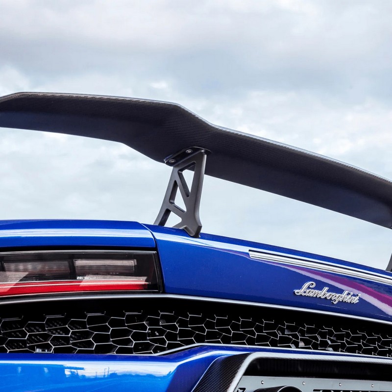 VORSTEINER Aero Rear Bumper w/ Rear Diffuser for Lamborghini Huracan Novara Edizione - Image 5