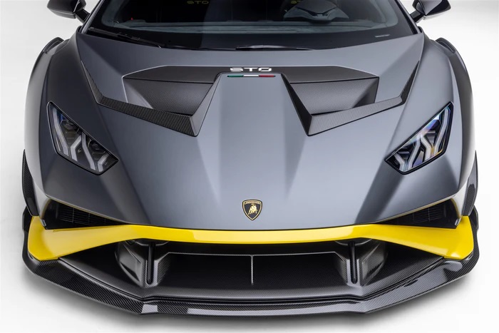 Vorsteiner Huracan STO Aero Hood Ducts Carbon Fiber - Image 5