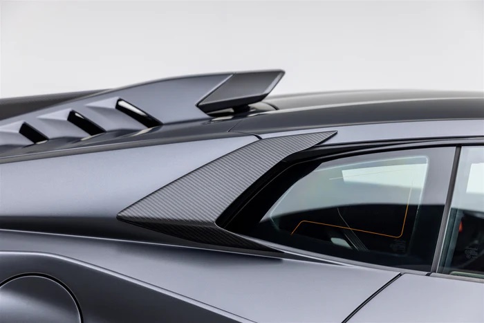 Vorsteiner Huracan STO Side Intakes Carbon Fiber