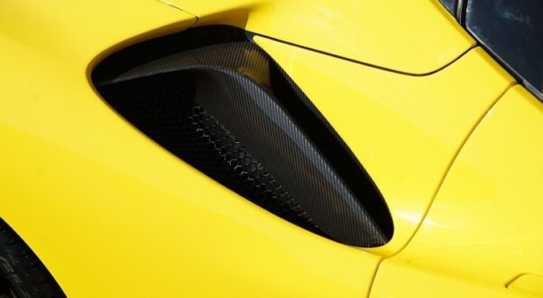 Novitec Carbon Air-Guide Sidewall for Ferrari SF90 Stradale & Spider