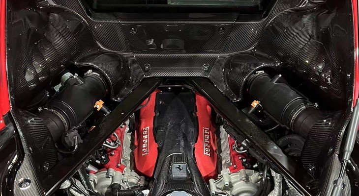Novitec Carbon Cover Engine Bay for Ferrari SF90 Stradale & Spider - Image 3