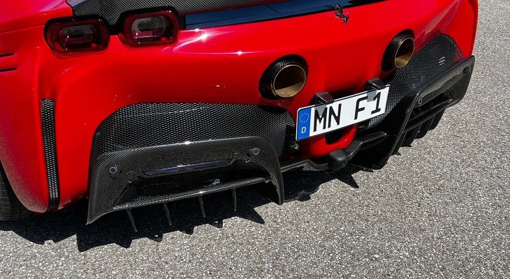 Novitec Carbon Rear Diffuser for Ferrari SF90 Stradale & Spider - Image 2