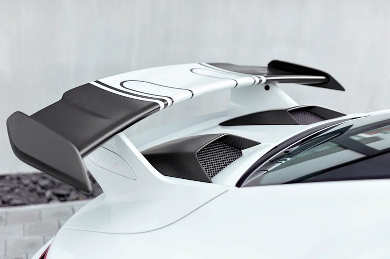 TechArt Rear Spoiler Profile in Carbon Fiber for Porsche 911 (991.2) GT3 - Image 4