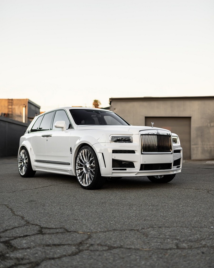 1016 Industries Rolls Royce Cullinan Black Badge Body Kit