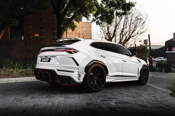 1016 Industries Carbon Trunk Spoiler for Lamborghini Urus (2018+) – Standard or Forged Carbon