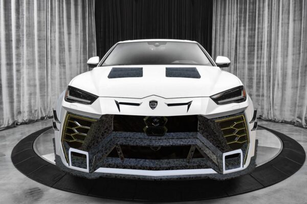 DMC Carbon Fiber Front Bumper & Hood for Lamborghini Urus Performante & Urus S