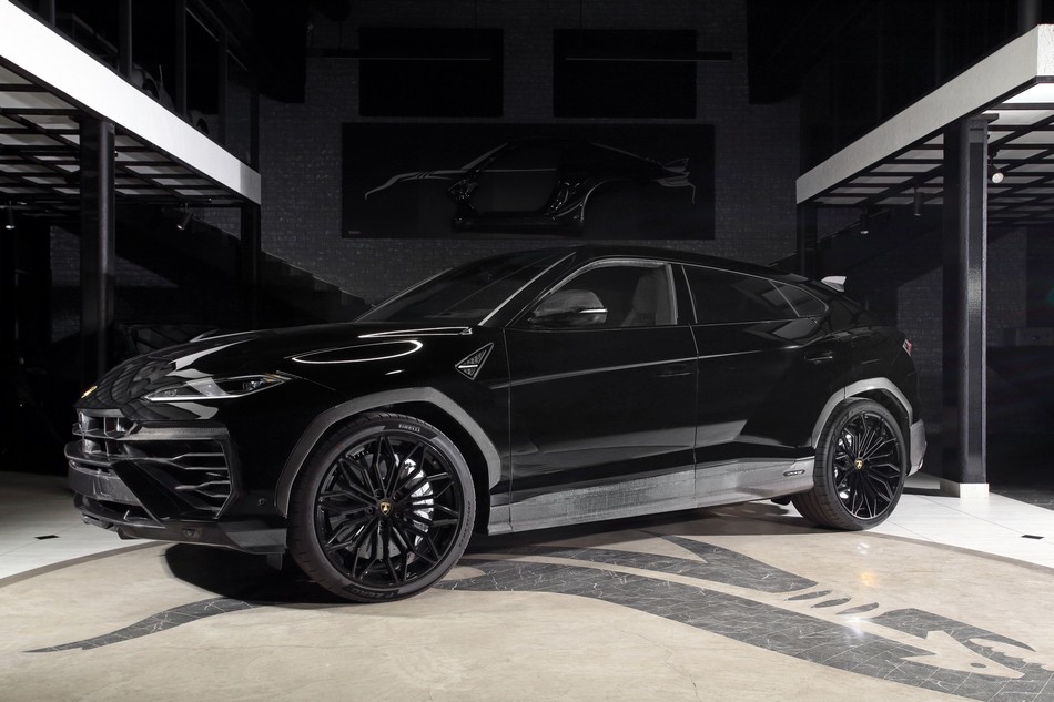 TopCar Body Kit with Carbon Parts for Lamborghini Urus SE Light Pack – Full Visible Carbon Fiber Package - Image 2