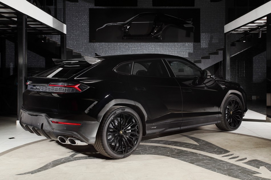 TopCar Body Kit with Carbon Parts for Lamborghini Urus SE Light Pack – Full Visible Carbon Fiber Package - Image 3