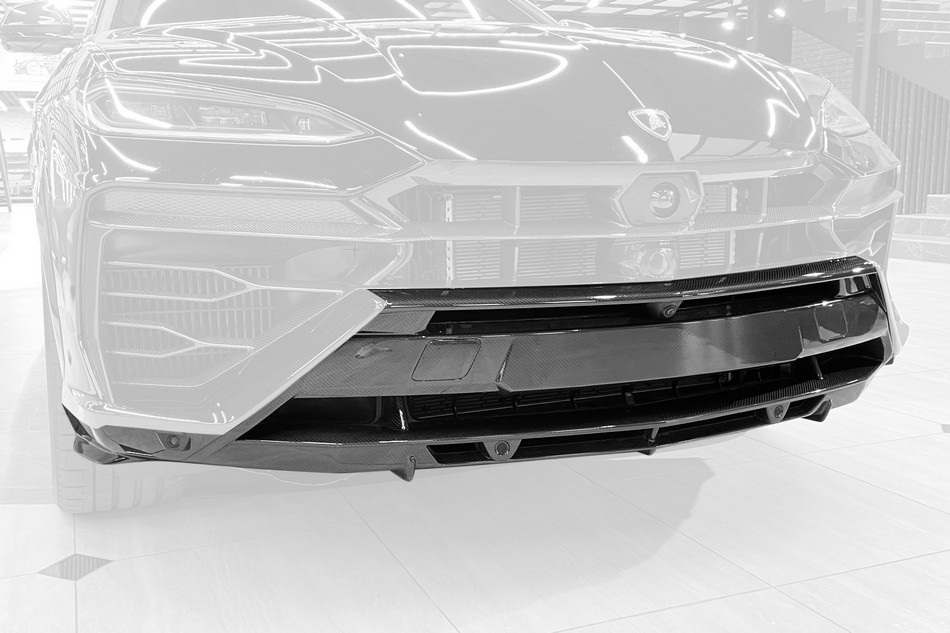 TopCar Front Bumper Lower Part, Visible Carbon Fiber for Lamborghini Urus SE Light Pack - Image 2