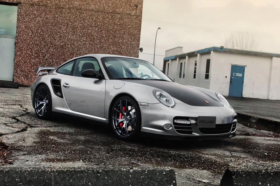 DMC Carbon Fiber Side Skirts for Porsche 997 Turbo S - Image 5