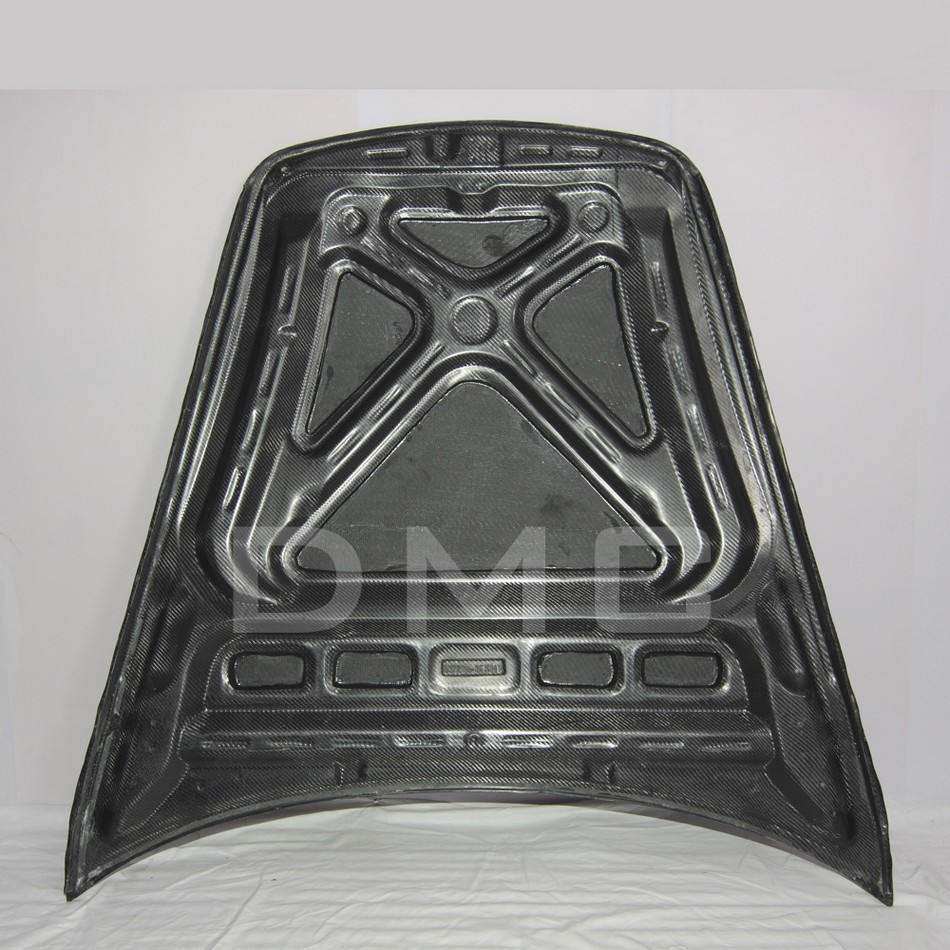 DMC Carbon Fiber Front Hood for Porsche 997 Turbo S Coupe & Cabriolet - Image 2