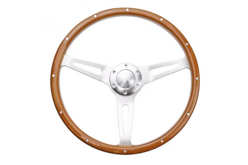 DMC Restomod Steering Wheels for Classic Porsche and AMG Models - Image 5