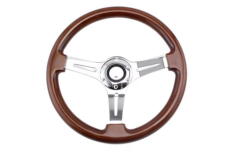 DMC Restomod Steering Wheels for Classic Porsche and AMG Models - Image 3