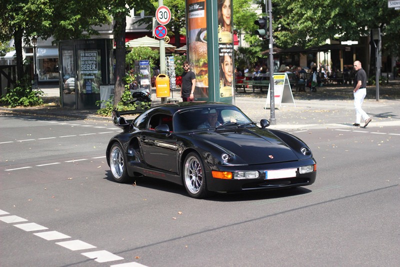 DMC Porsche 964 Carbon Fiber Wide Body Fenders (Small Headlight Style) - Image 3