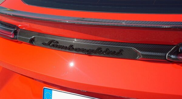 Novitec Carbon Trunk Lid for Lamborghini Urus